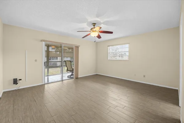 $1,500 | 29 Lake Vista Trail, Unit 205, Port St. Lucie, FL 34952
