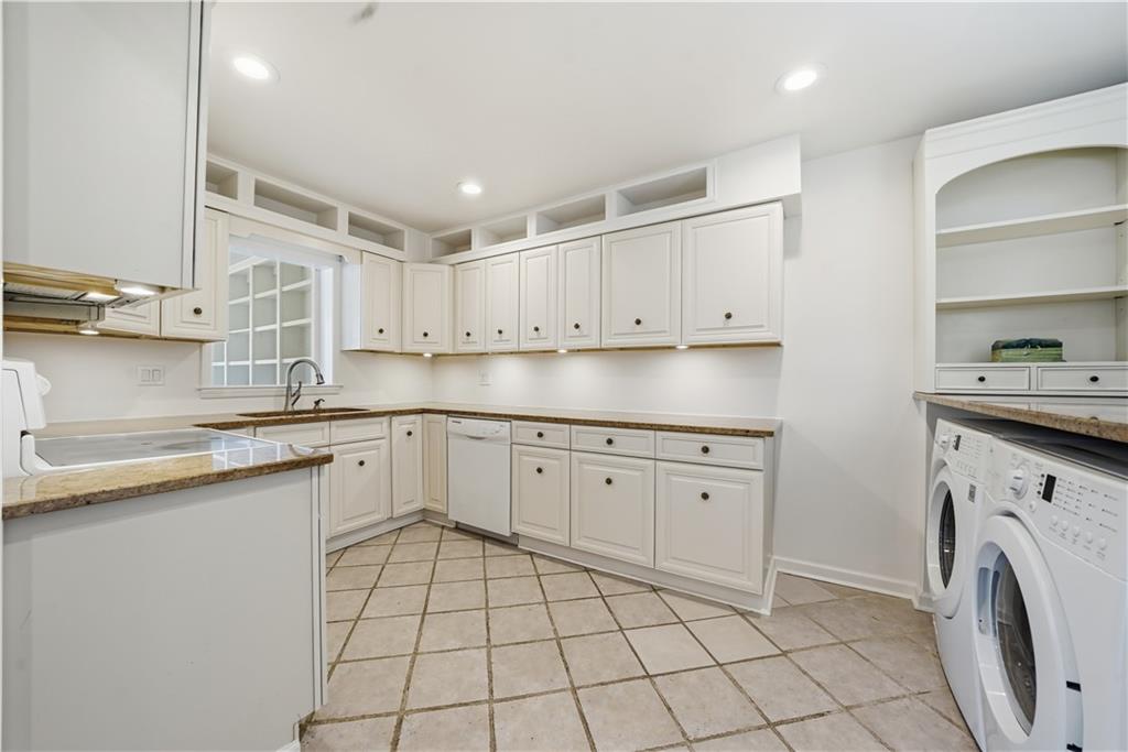 170 Elysian Way Northwest Atlanta, GA 30327 - Photo 33 of 68