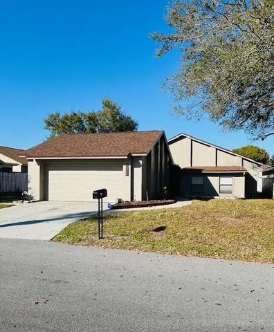 a house view with a outdoor space