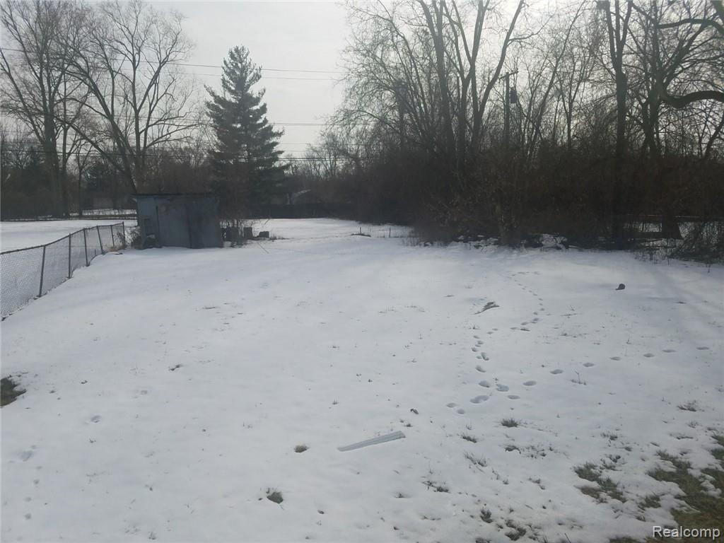 2670 East Maple Road Troy, MI 48083 - Photo 14 of 14