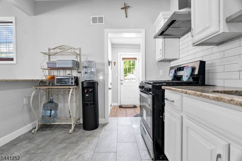 510 Burnham Road Elizabeth, NJ 07202 - Photo 23 of 40