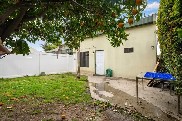 $2,399 | 12101 Freeman Avenue, Hawthorne, CA 90250