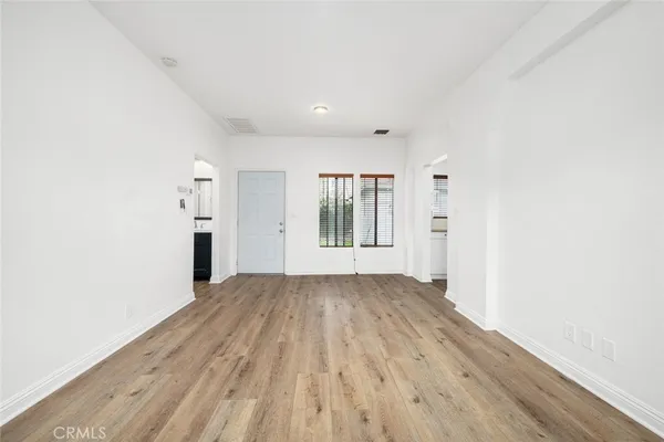 $2,399 | 12101 Freeman Avenue, Hawthorne, CA 90250