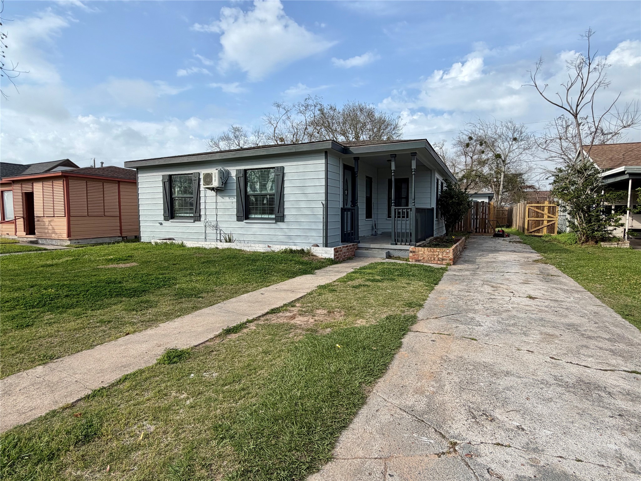 1214 West 5th Street Freeport, TX 77541 - Photo 4 of 42