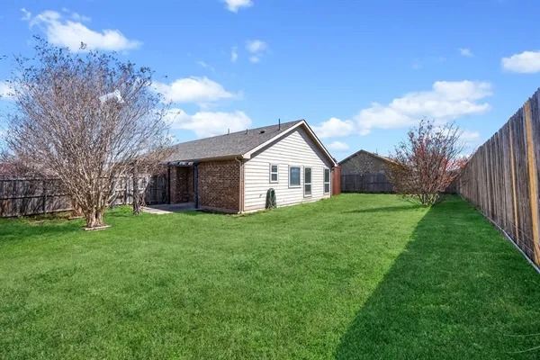 $285,000 | 608 West Grove Circle, Anna, TX 75409