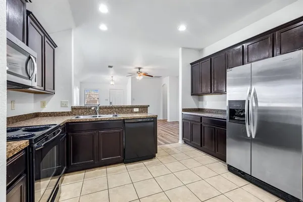 $285,000 | 608 West Grove Circle, Anna, TX 75409