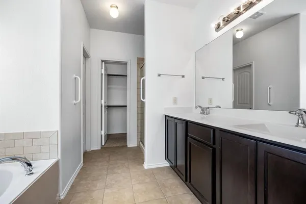 $285,000 | 608 West Grove Circle, Anna, TX 75409