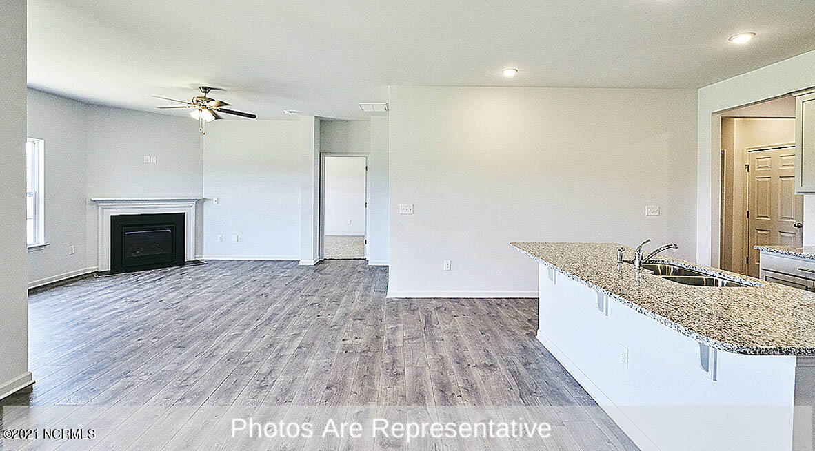 416 Frida Road New Bern, NC 28560 - Photo 24 of 25 Cal_Gray_Cabinets (25)