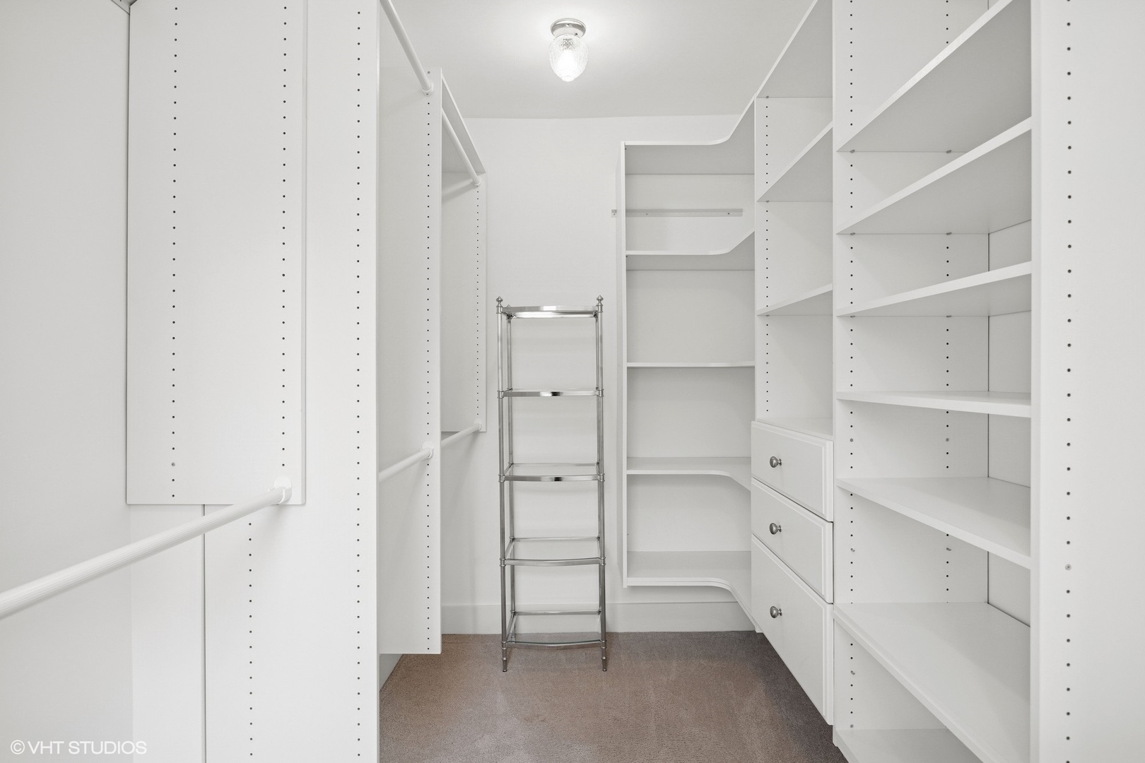 59 Ridge Road Barrington Hills, IL 60010 - Photo 18 of 44 a view of an empty walk in closet