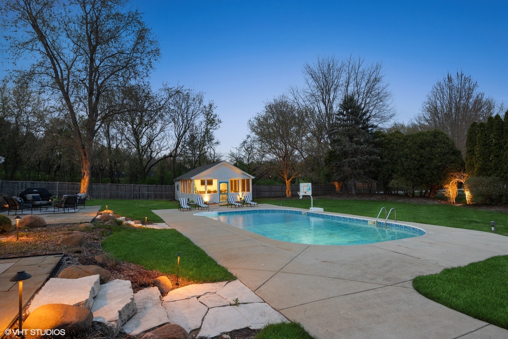 59 Ridge Road Barrington Hills, IL 60010 - Photo 37 of 44 a view of a park with large trees