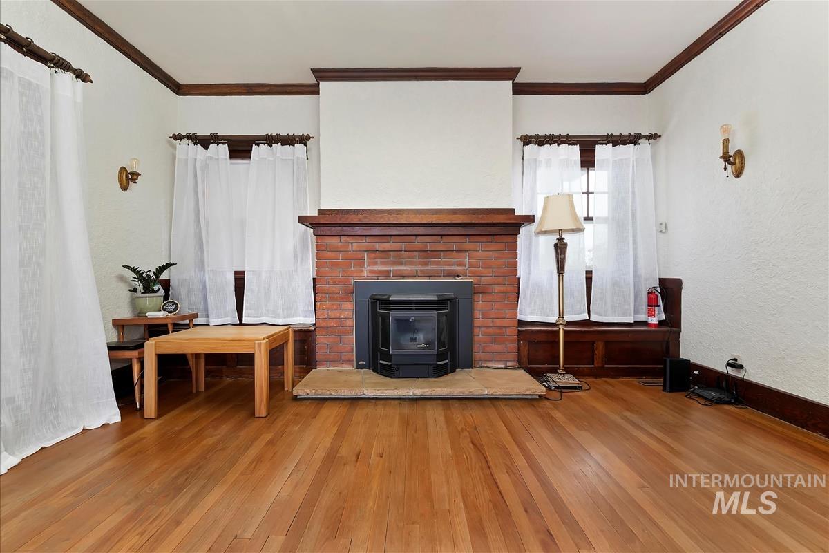 192 Southwest 3rd Street Ontario, OR 97914 - Photo 4 of 46