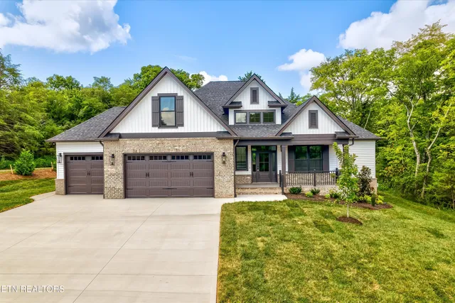 $799,900 | 142 Dudi Trail, Vonore, TN 37885