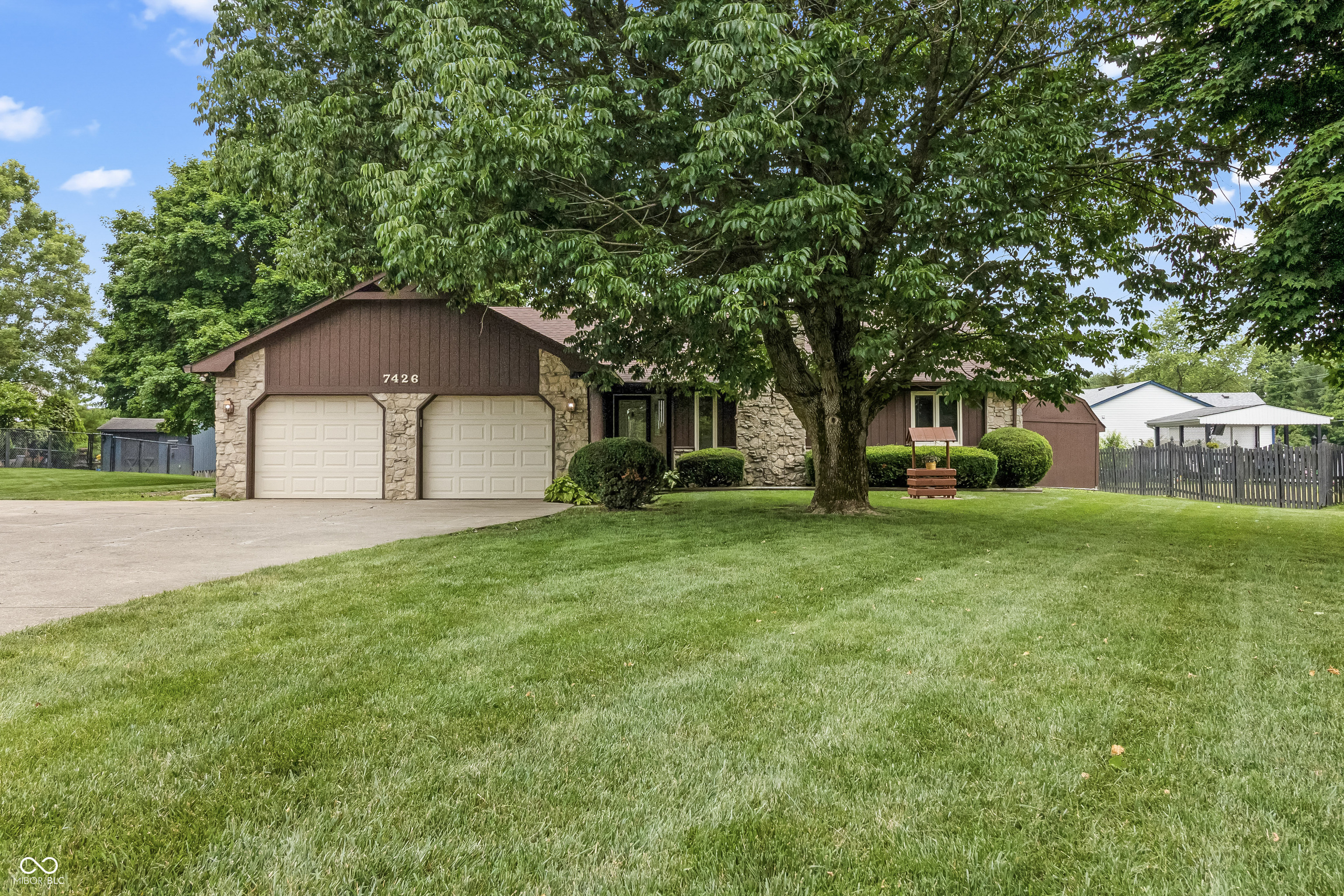 7426 North Carroll Road Indianapolis, IN 46236 - Photo 2 of 84 Gallery Image 2