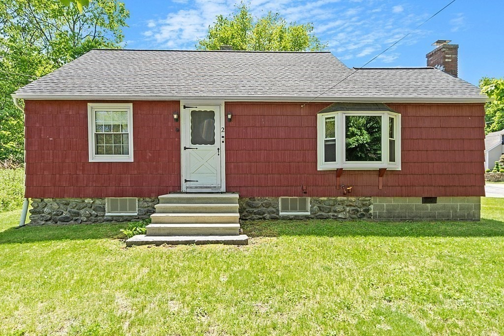 2 Crest Avenue Worcester, MA 01607 - Photo 2 of 34 Gallery Image 2