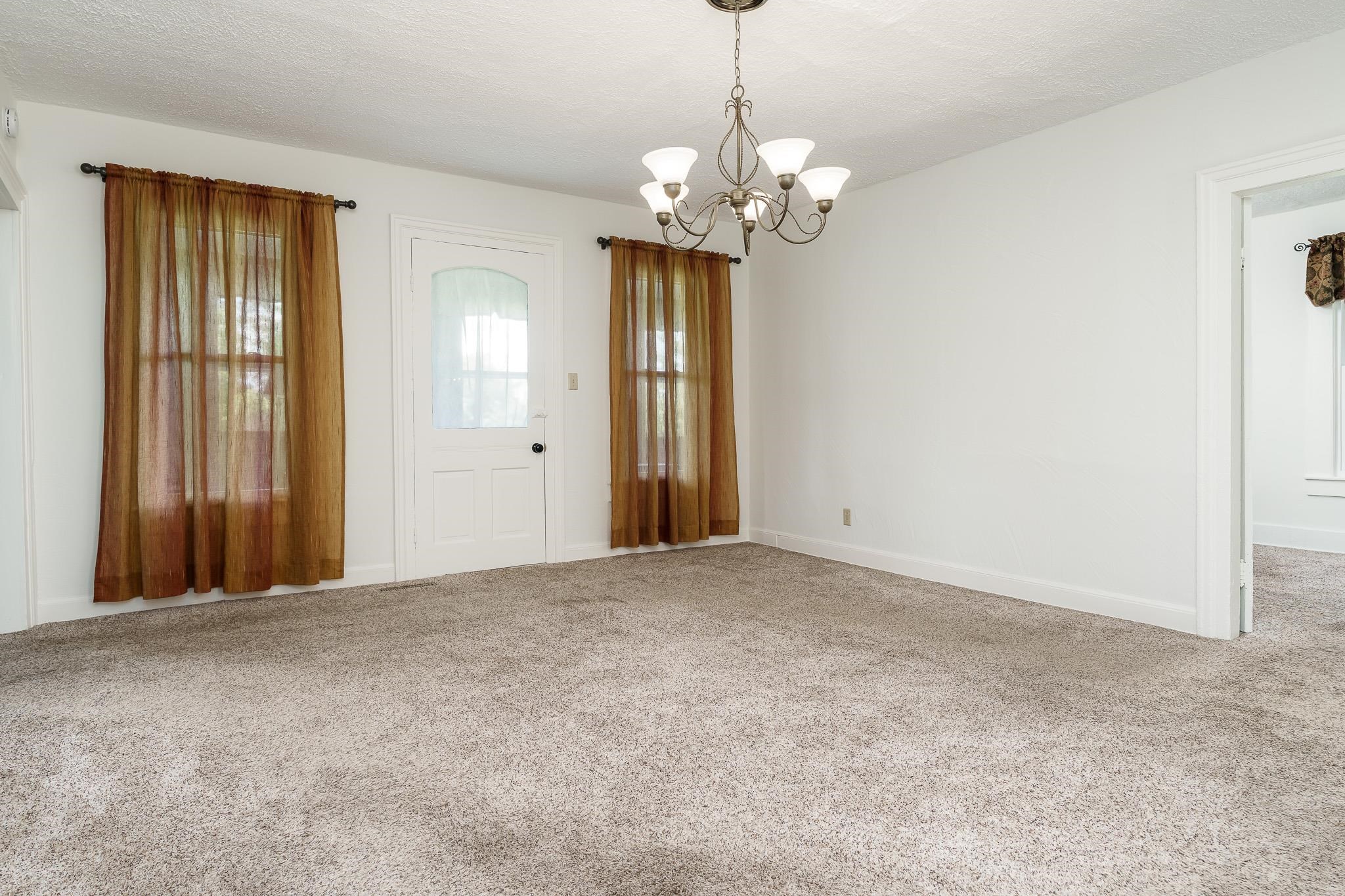 8321 Blomberg Road Cherry Valley, IL 61016 - Photo 13 of 65