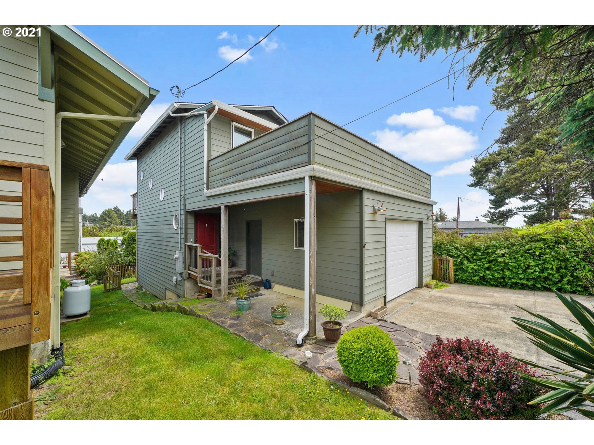 2273 Reed Way Tillamook, OR 97141 - Photo 2 of 30 Gallery Image 2