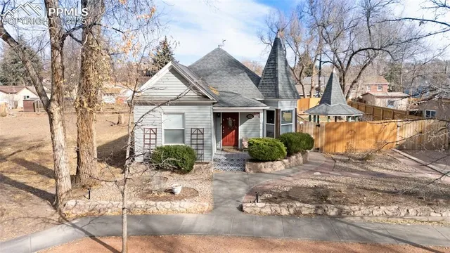 $470,000 | 3018 West Kiowa Street, Colorado Springs, CO 80904