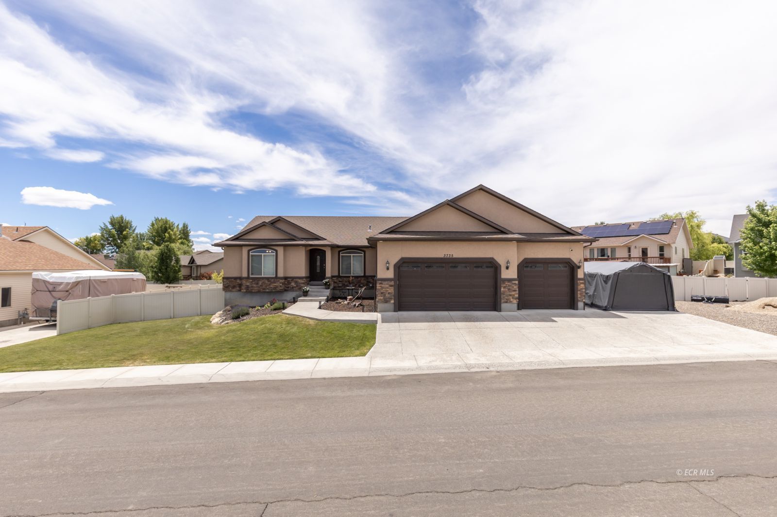 3735 Valley Ridge Avenue Elko, NV 89801 - Photo 2 of 31