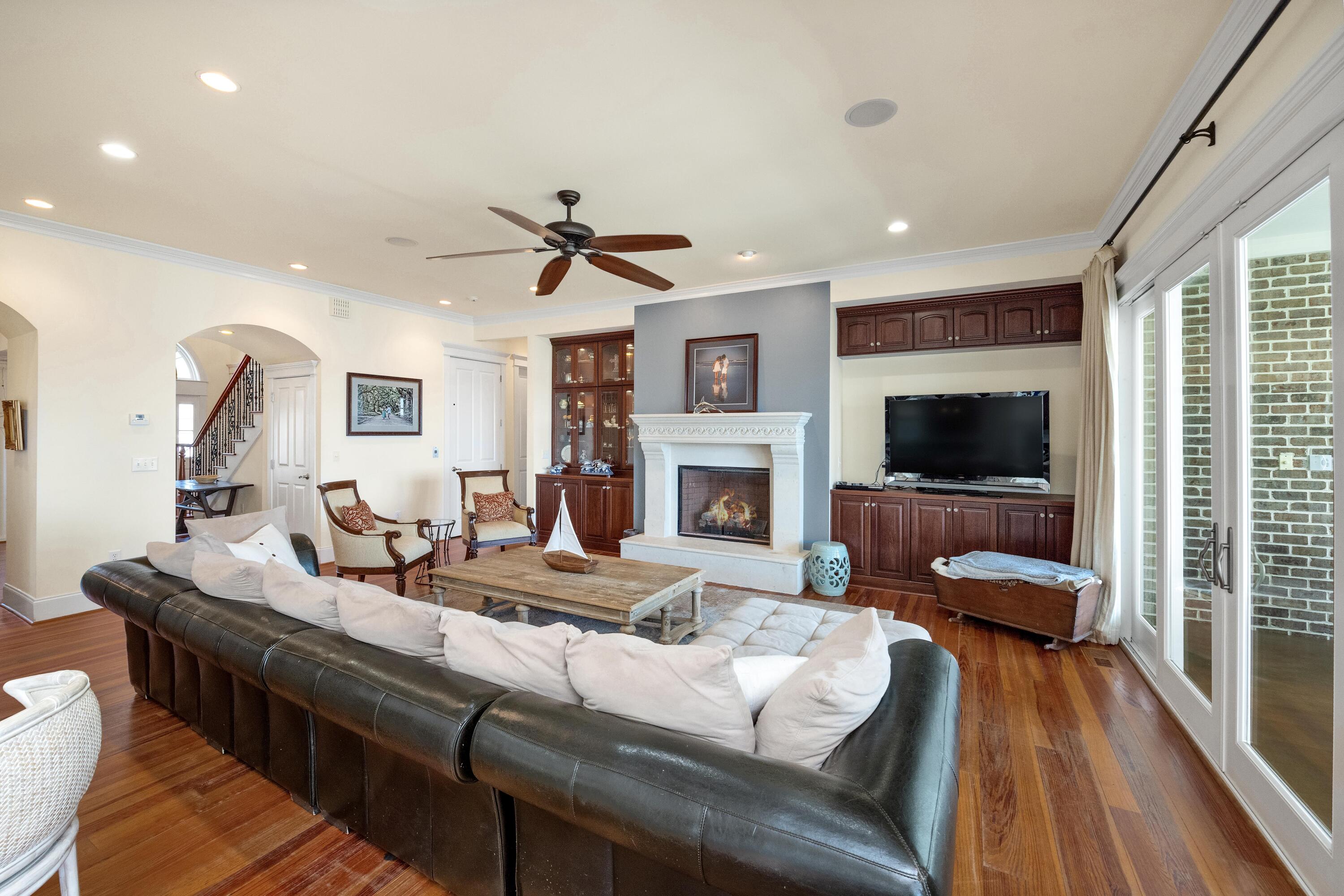 1017 River Road Johns Island, SC 29455 - Photo 29 of 100 1017 River Road Interiors-9