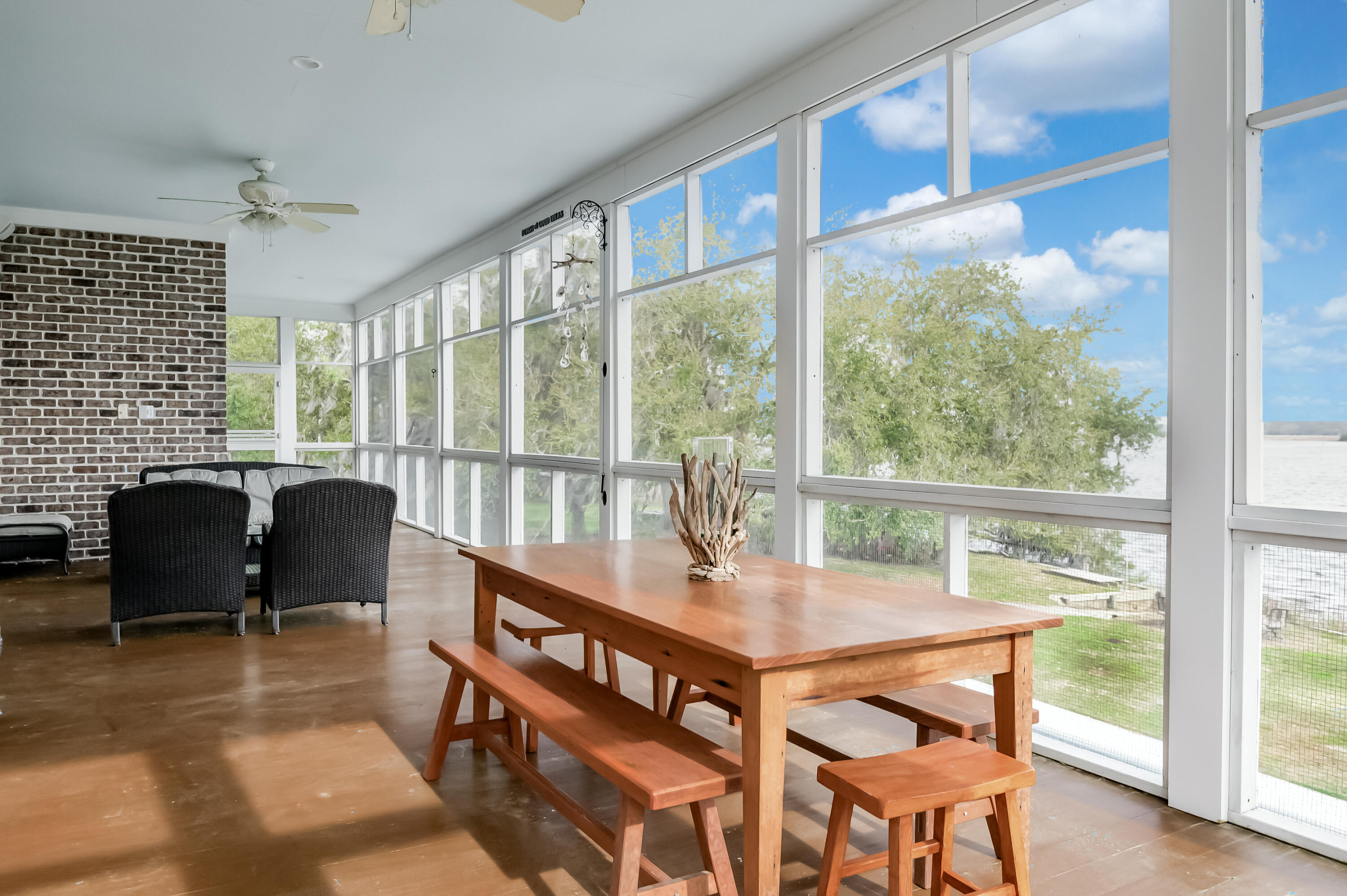 1017 River Road Johns Island, SC 29455 - Photo 39 of 100 1017 River Road Interiors-45