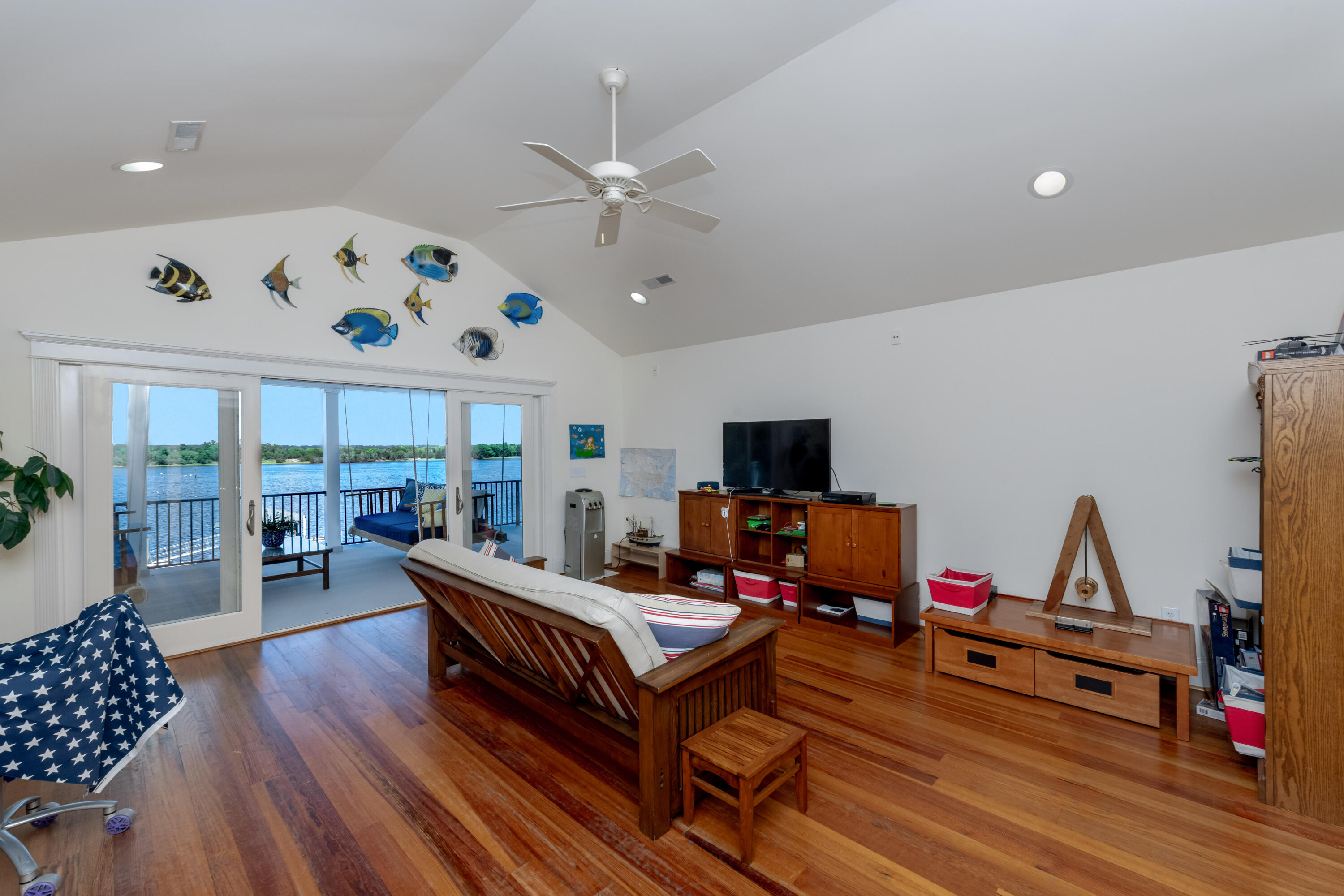 1017 River Road Johns Island, SC 29455 - Photo 53 of 100 1017 River Road Interiors-32