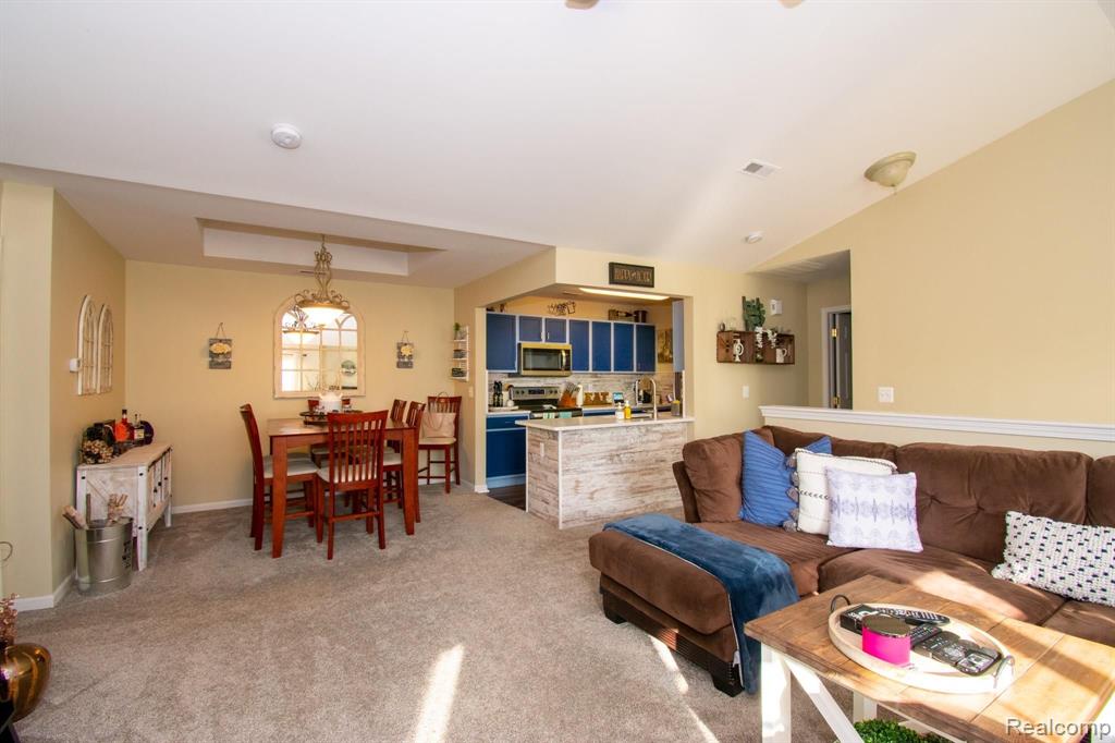 11878 Farmington Road Livonia, MI 48150 - Photo 8 of 26
