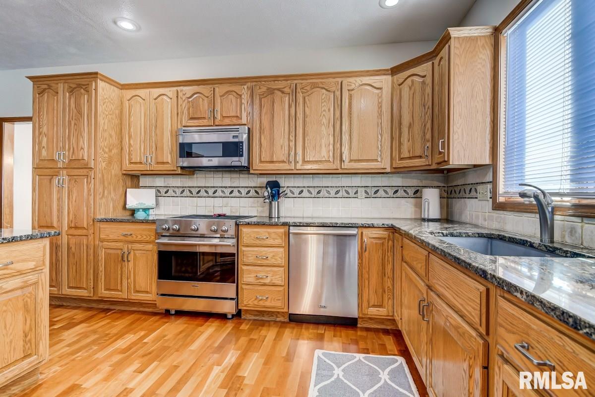 4417 Turtle Bay Springfield, IL 62711 - Photo 15 of 50