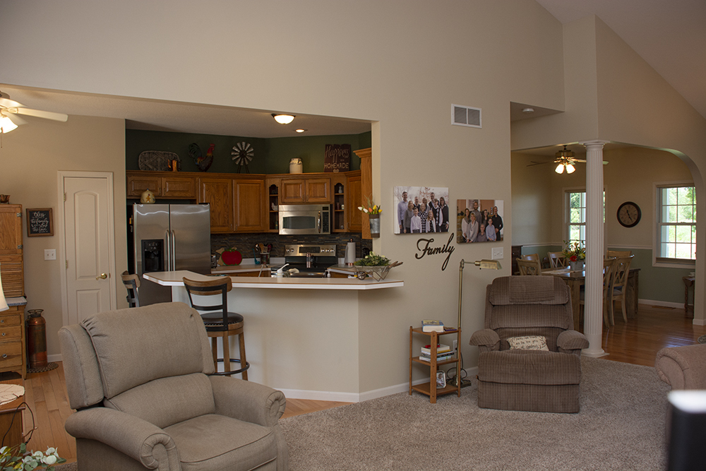 23159 Hazel Road Sterling, IL 61081 - Photo 8 of 49