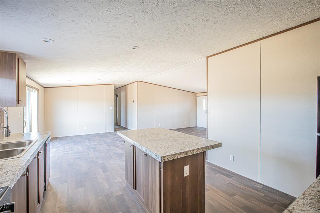 245 Lelon Lane Springtown, TX 76082 - Photo 18 of 31