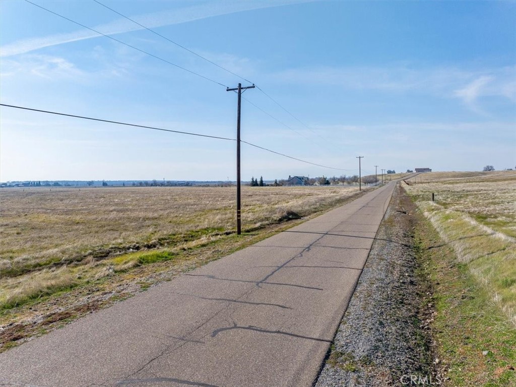20285 Stewart Road Red Bluff, CA 96080 - Photo 4 of 7 a view of an ocean and beach