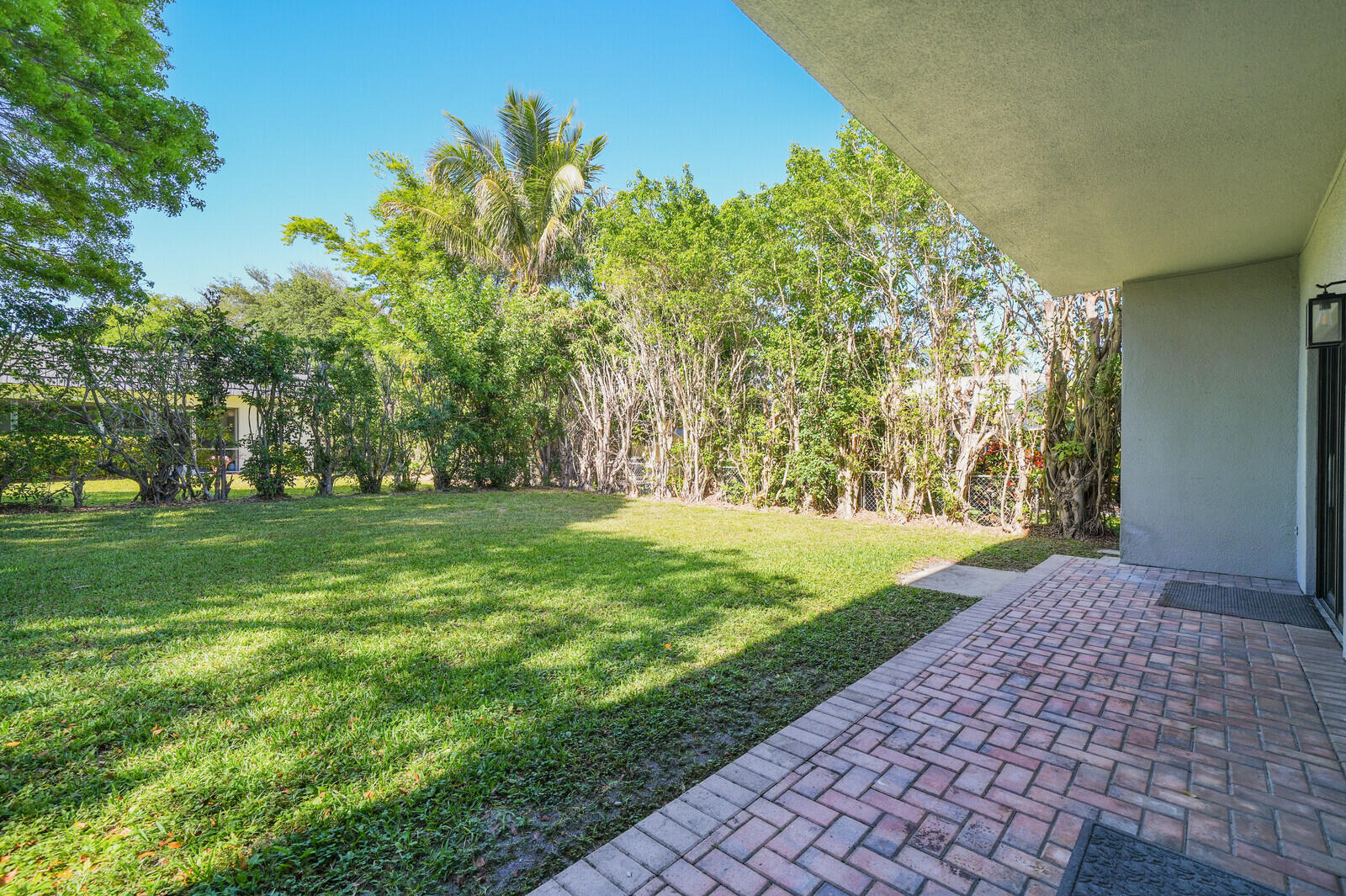 683 Dover Street, Unit 683 685 Boca Raton, FL 33487 - Photo 30 of 31 31_DSC02082_mls