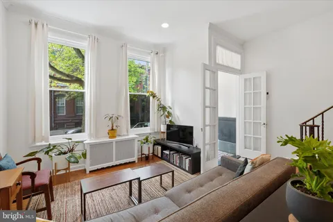$485,000 | 1835 South 15th Street, Philadelphia, PA 19145