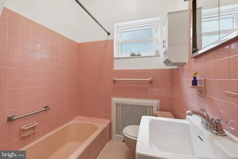 $485,000 | 1835 South 15th Street, Philadelphia, PA 19145