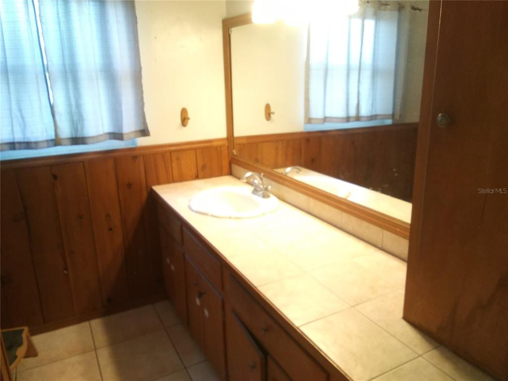 5160 102nd Way North St. Petersburg, FL 33708 - Photo 15 of 23