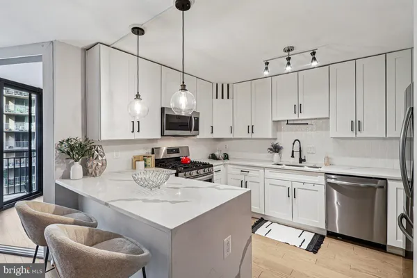 $685,000 | 4620 North Park Avenue, Unit 1109E, Chevy Chase, MD 20815