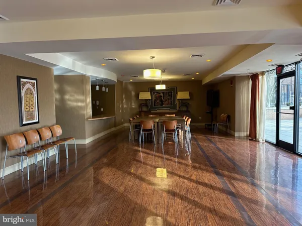 $685,000 | 4620 North Park Avenue, Unit 1109E, Chevy Chase, MD 20815