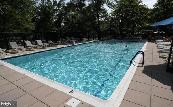 $685,000 | 4620 North Park Avenue, Unit 1109E, Chevy Chase, MD 20815
