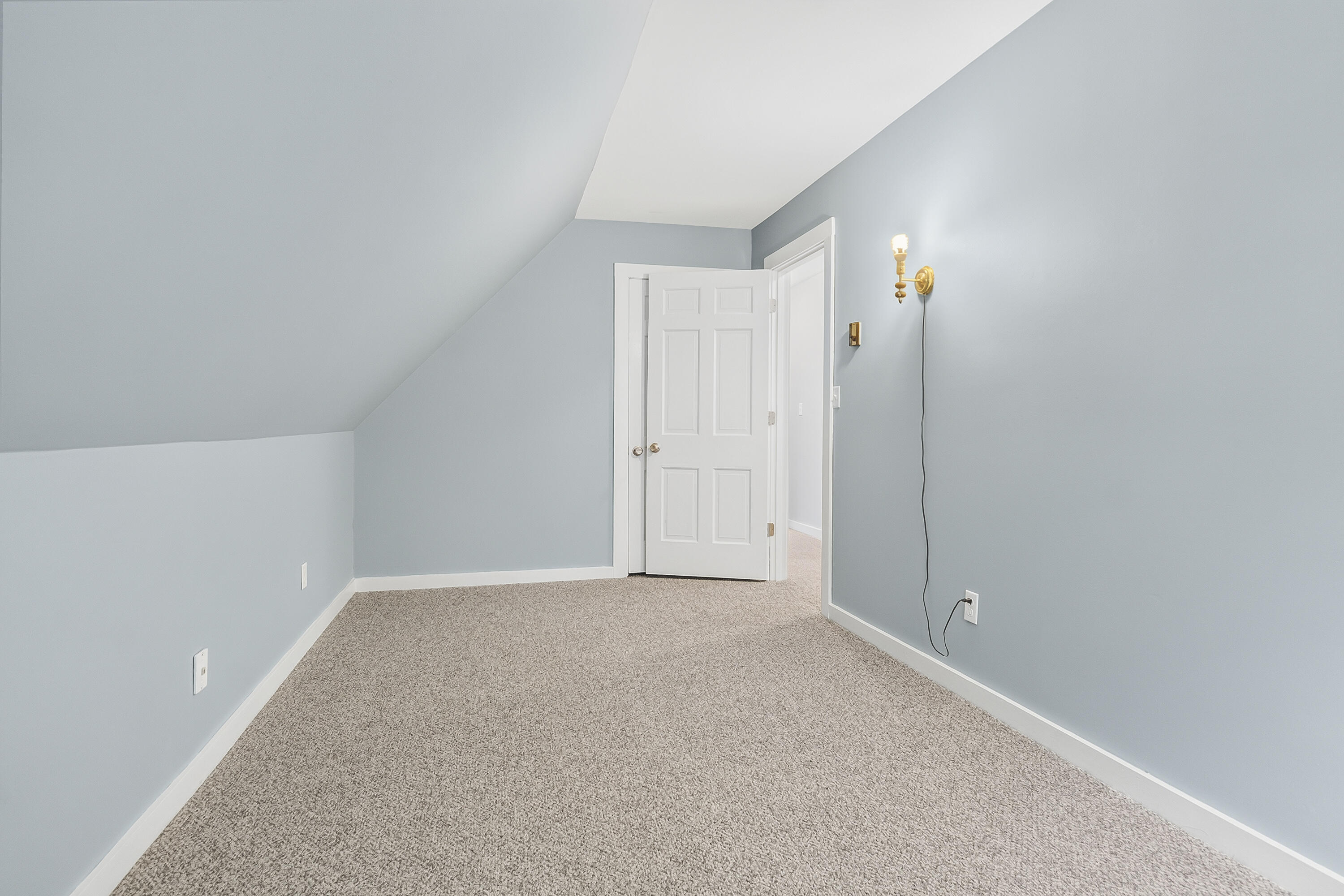 19 Oak Ridge Drive Wiscasset, ME 04578 - Photo 41 of 66 19 Oak Ridge Dr_141