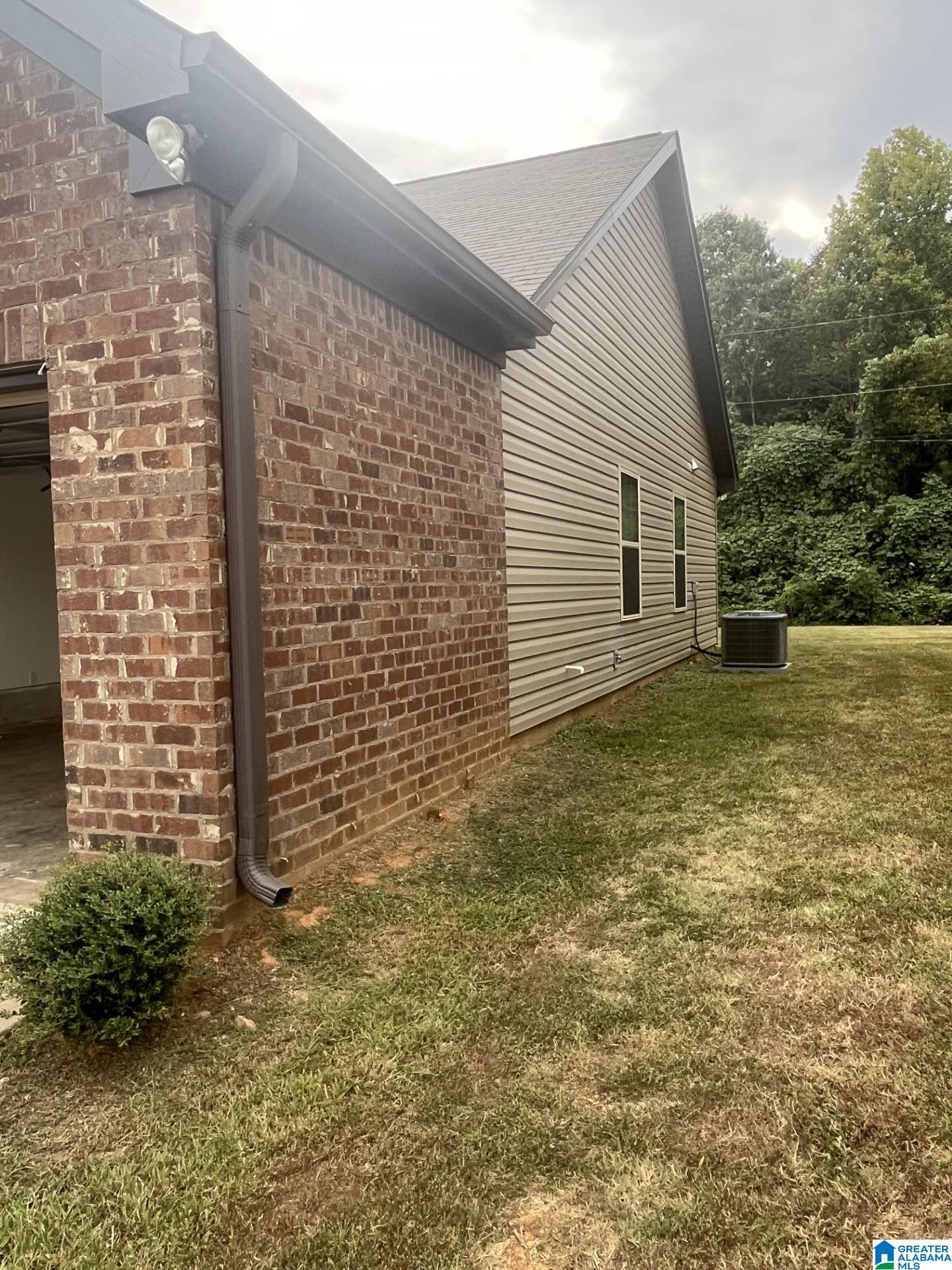 1001 Spruce Cove Springville, AL 35146 - Photo 2 of 29 Gallery Image 2