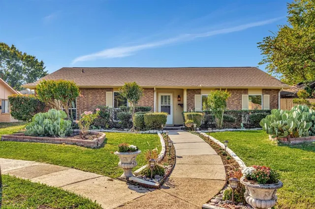 $480,000 | 457 Woodway Drive, Coppell, TX 75019