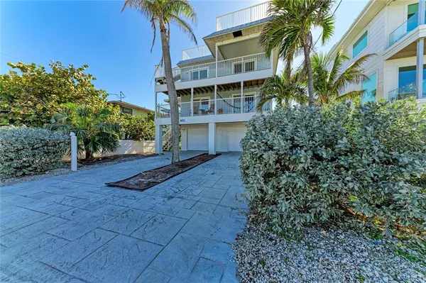 $1,949,999 | 872 North Shore Drive, Anna Maria, FL 34216