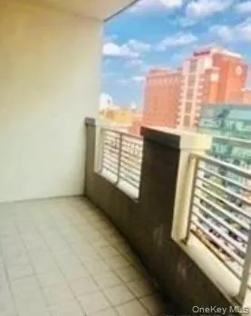 $739,000 | 37-20 Prince Street, Unit 7G | Downtown Flushing