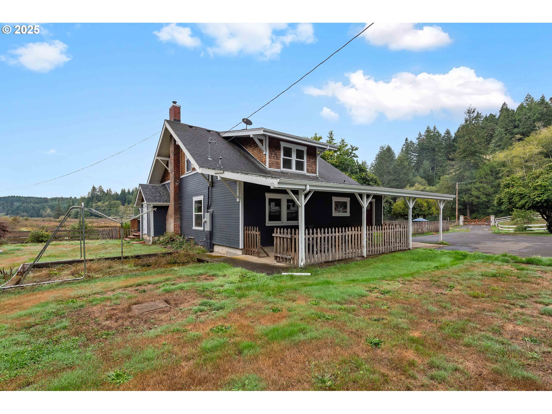 61007 Old Wagon Road Coos Bay, OR 97420 - Photo 4 of 48 Gallery Image 4