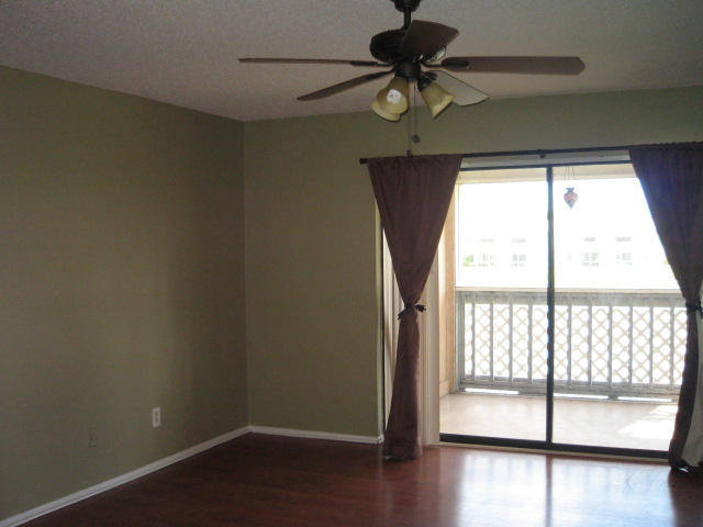 6701 Mallards Cove Road, Unit 18H Jupiter, FL 33458 - Photo 3 of 12 110604 Family Room