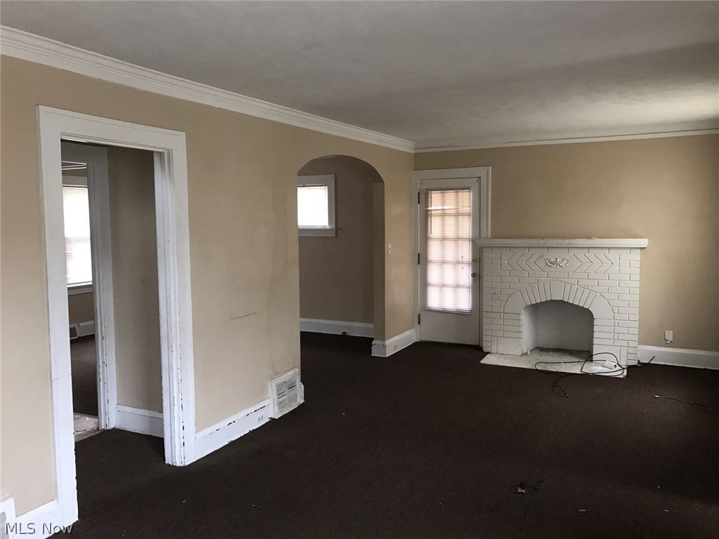 3982 Orchard Road Cleveland Heights, OH 44121 - Photo 2 of 35
