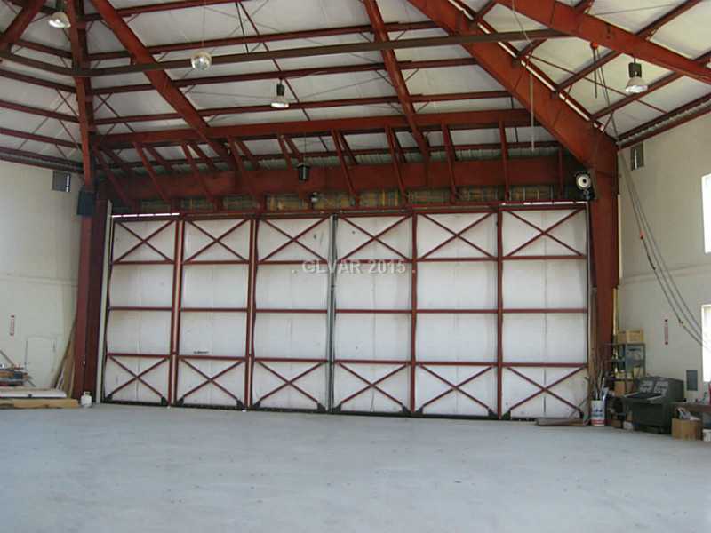 719 Luscombe Avenue Sandy Valley, NV 89019 - Photo 16 of 34 Garage.
