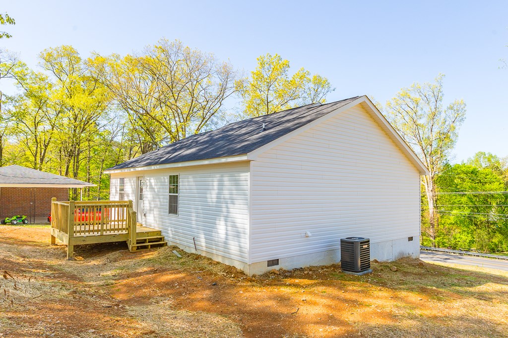 304 Westbrook Road Dalton, GA 30721 - Photo 10 of 28 Gallery Image 10