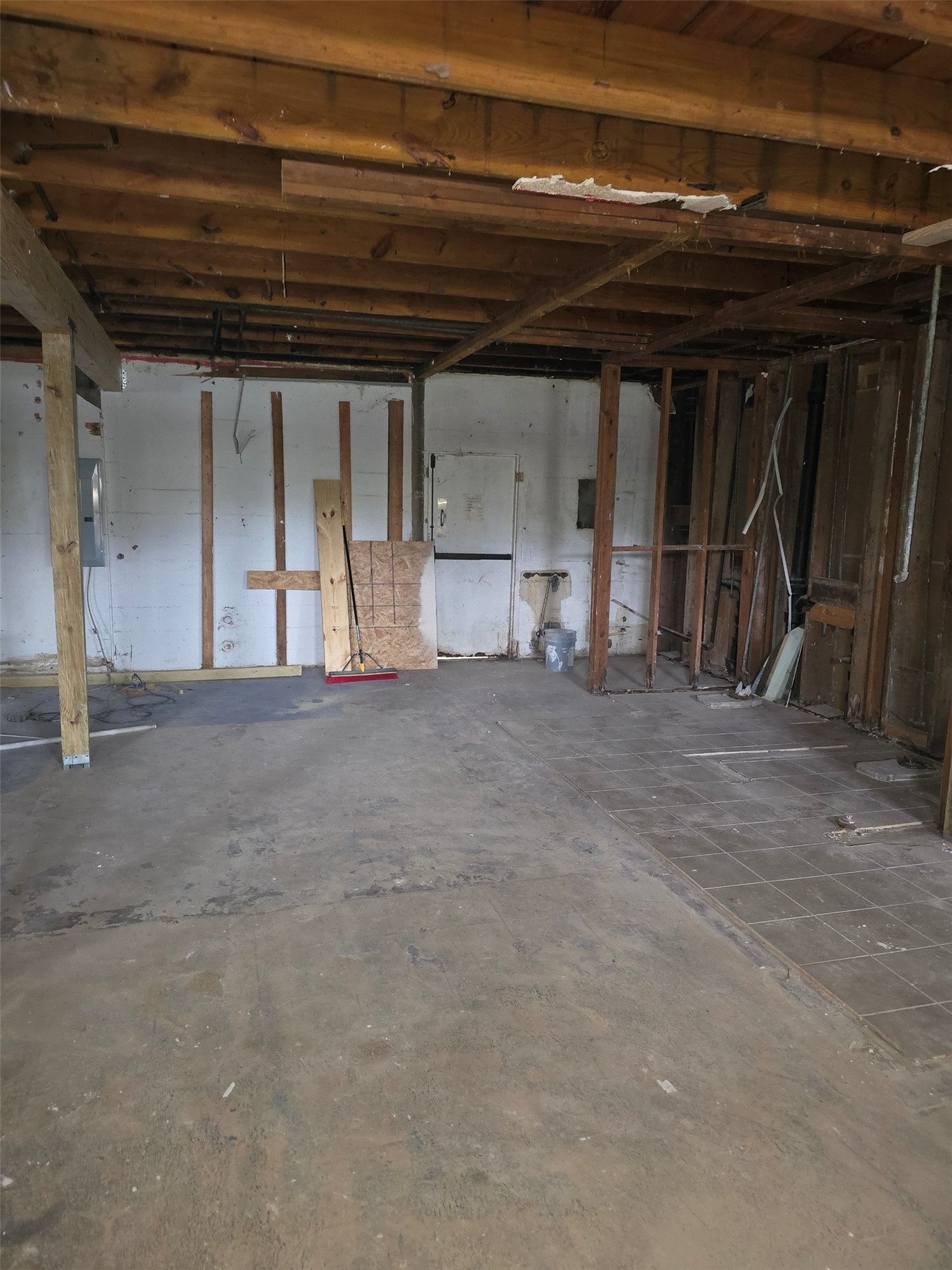 3619 Reed Road Houston, TX 77051 - Photo 6 of 15