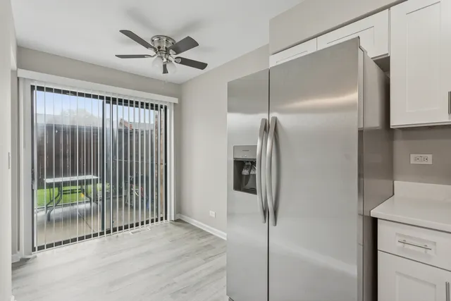 $2,000 | 4 Tower Court, Downers Grove, IL 60516