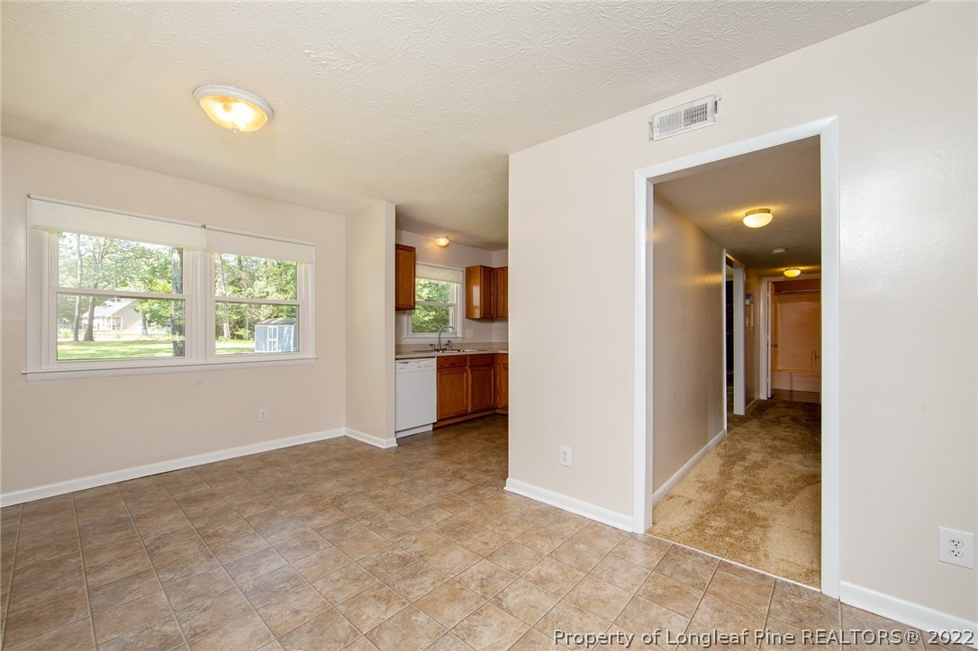 3254 Ridgefield Road Eastover, NC 28312 - Photo 12 of 38 Gallery Image 12